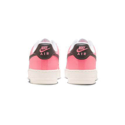 Nike Air Force 1 Low Rosa Pink Foam con Dettagli Neri