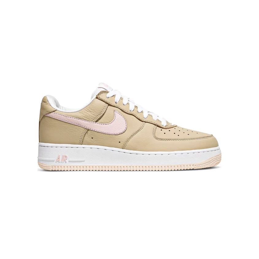 Nike Air Force 1 Low Beige Lino con Dettagli Rosa Pastello